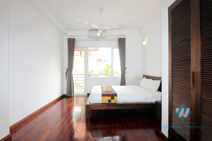 Lake view 3 bedroom apartment for rent in Tay Ho